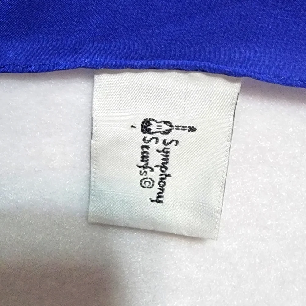 Symphony Blue and White Scarf?